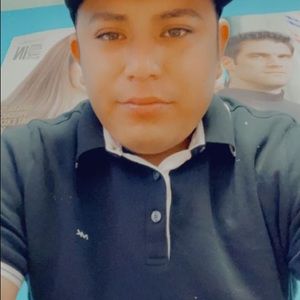 Meet your Posher, Ernesto